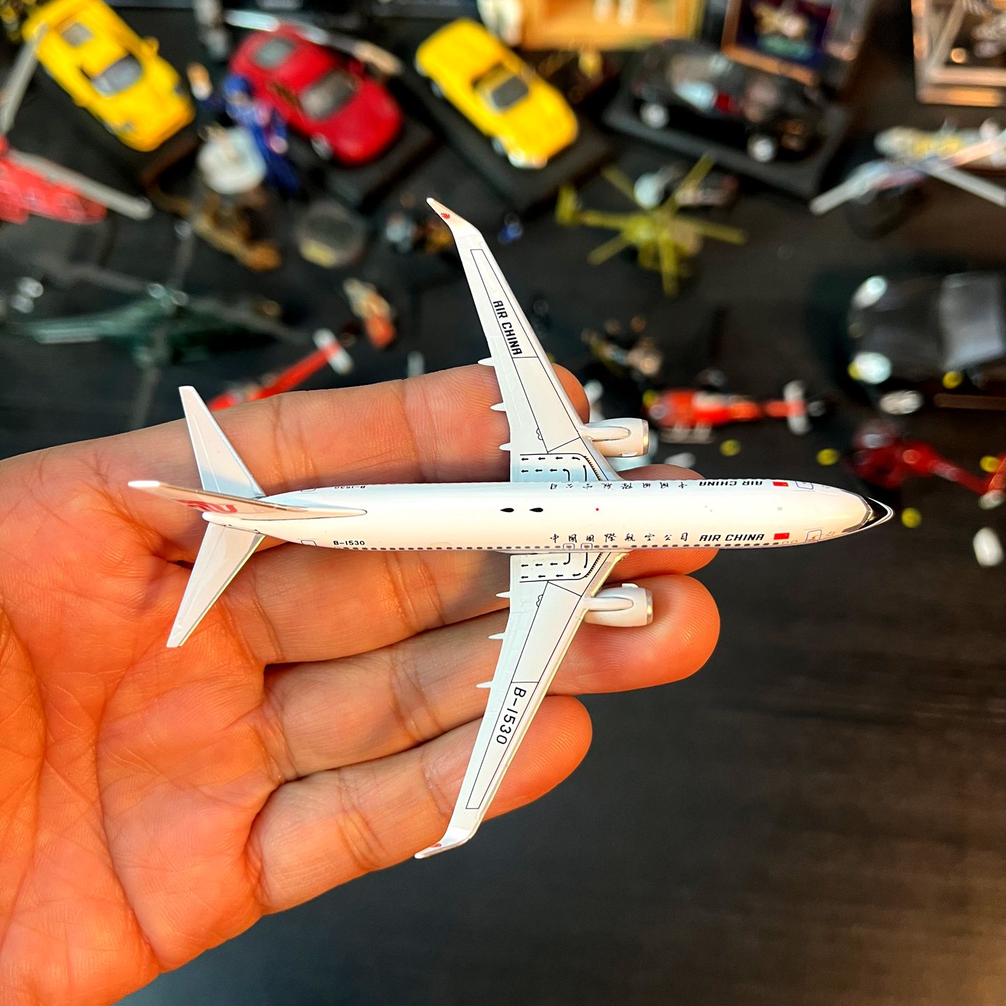 1：400比例合金飞机波音737-800中国国际航空客机模型成品摆件