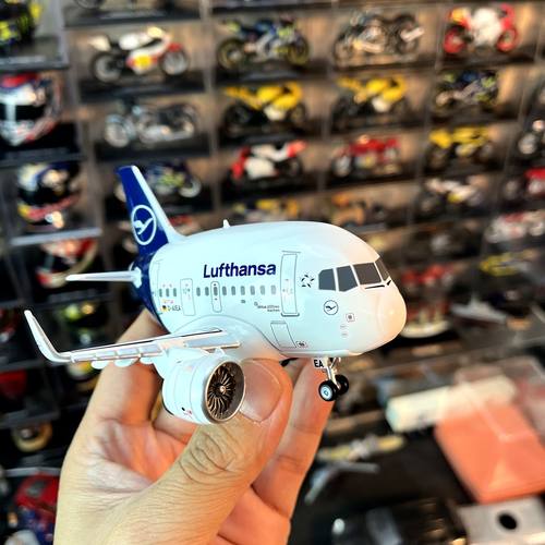 卡通飞机Q版合金客机飞机蛋机德国汉莎航空空客A321NEO模型摆件