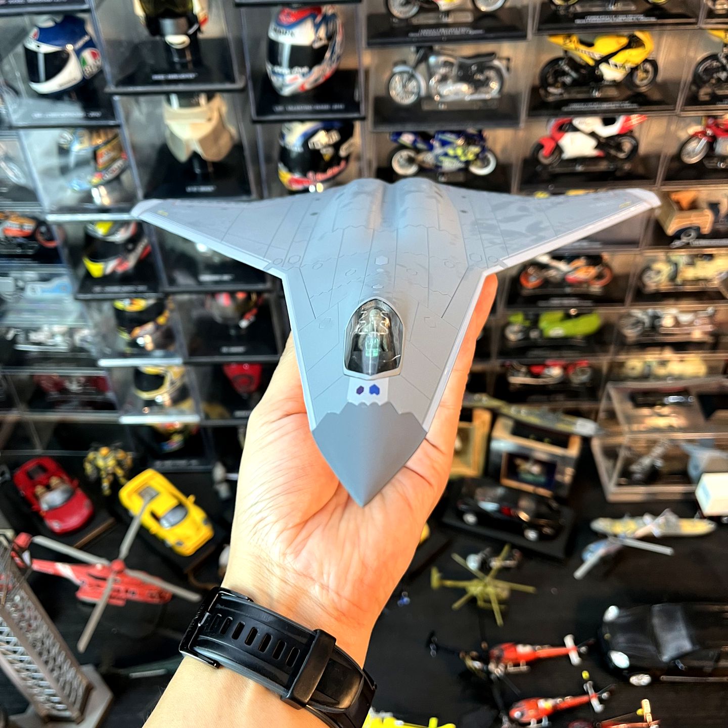 1：72合金飞机歼50战斗机中国军机成品金属模型带合金支架