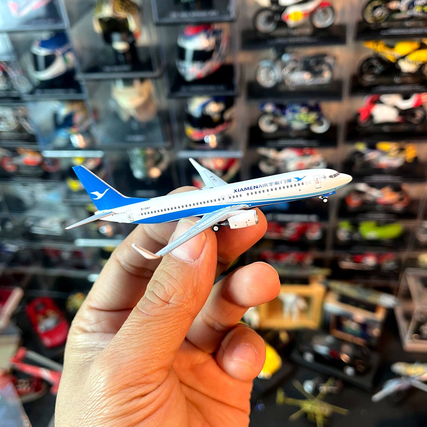 1：400比例合金飞机波音737-800客机厦门航空客机模型成品摆件