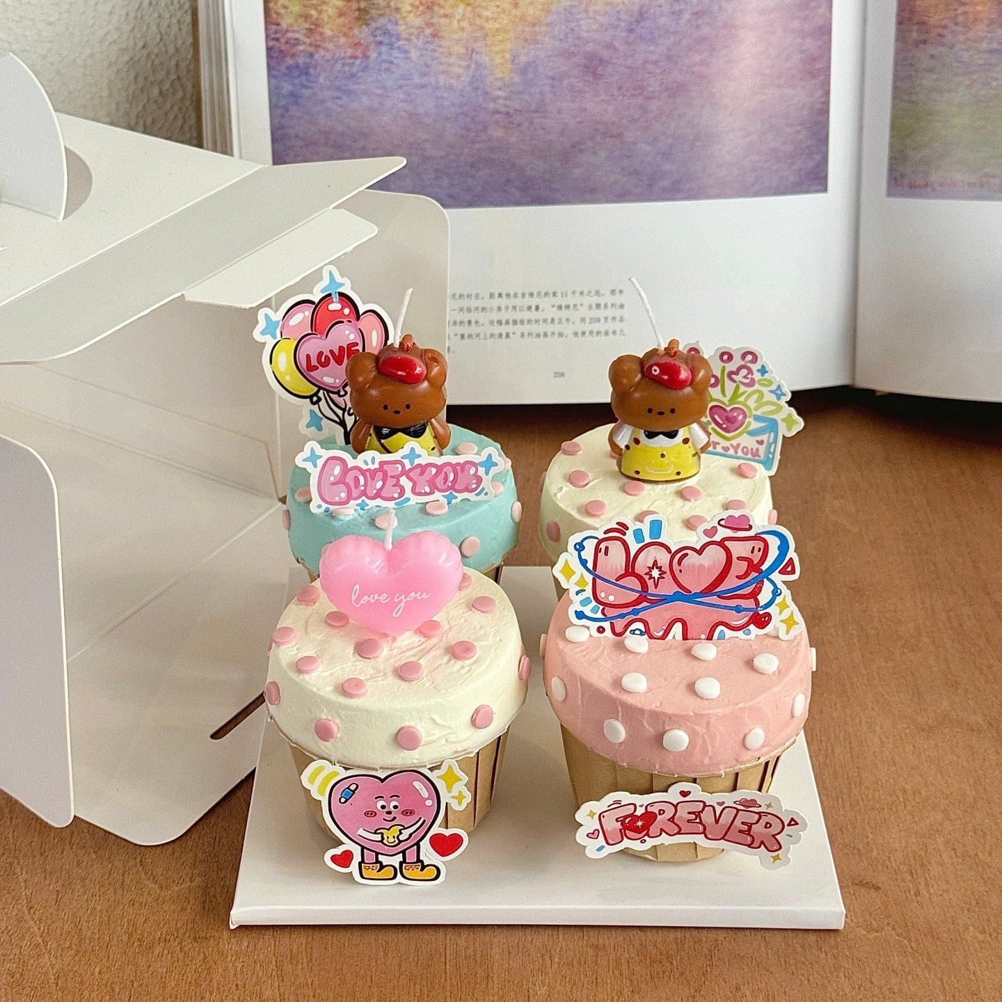 网红2.14情人节涂鸦卡片纸杯蛋糕装饰小熊蜡烛爱心蜡烛情侣配件,节庆用品/礼品,节日装扮用品,淘宝优惠券,粉丝福利购,淘宝优惠卷