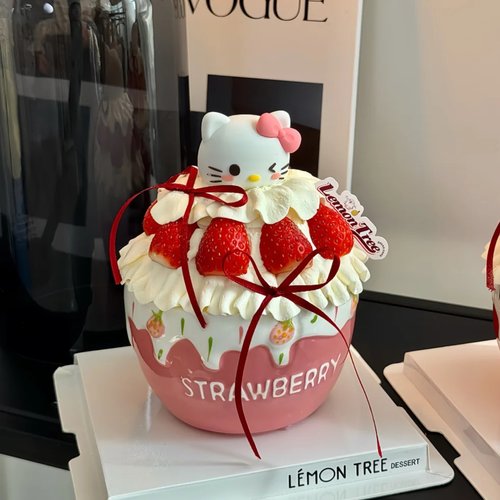 2026圣诞节新年kt猫草莓碗蛋糕装饰软胶hellokitty陶瓷碗甜品插件