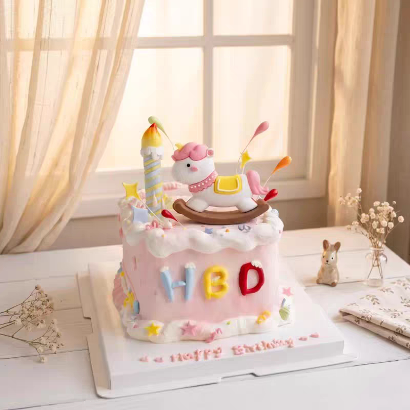 网红可爱摇摇木马宝宝蛋糕装饰摆件30天满月生日星星礼花装扮配件