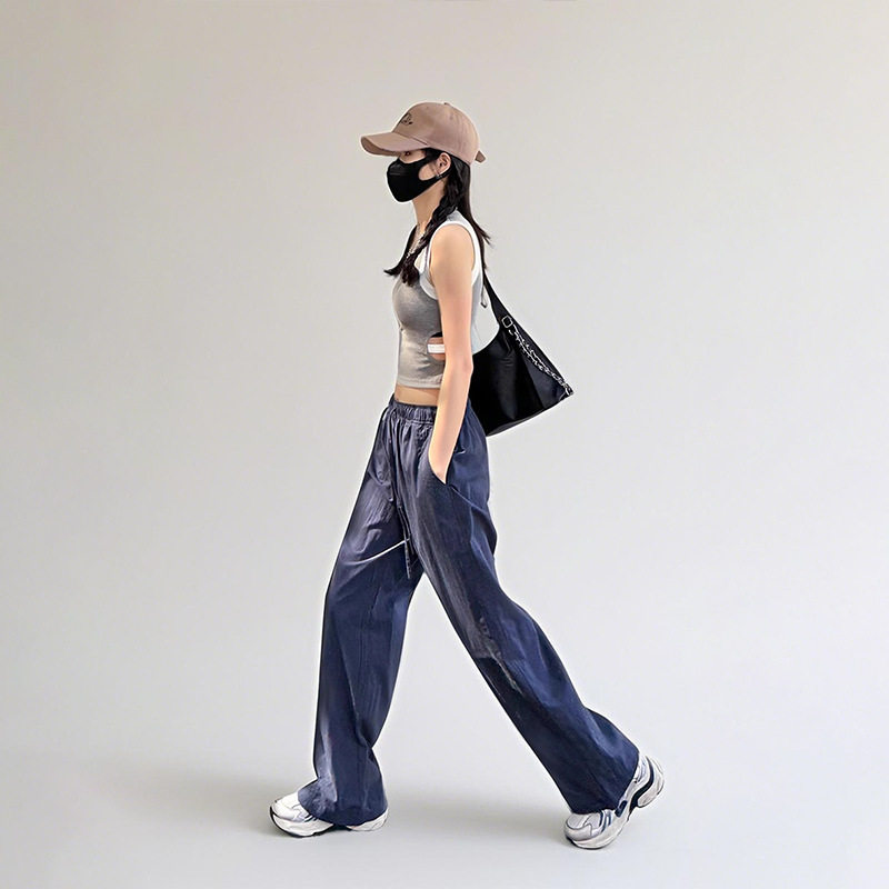 黑色多巴胺阔腿裤女款2025夏季松紧腰宽松直筒酷飒风伞兵工装裤