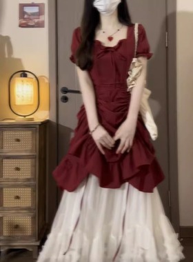 巨好看小众红色连衣裙子女夏2025新款早秋季穿搭法式气质绝美长裙