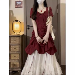 巨好看小众红色连衣裙子女夏2025新款早秋季穿搭法式气质绝美长裙