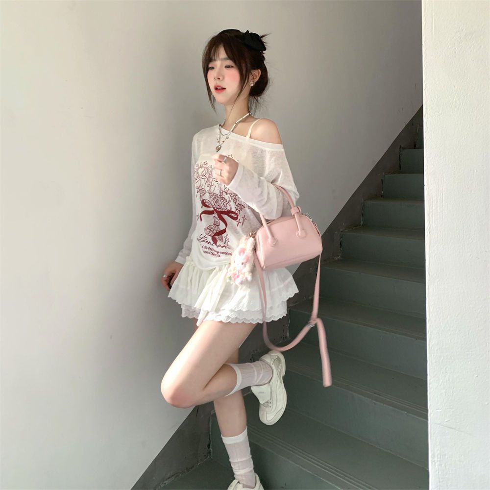 2025新款白色涂鸦斜肩长袖t恤女夏季防晒罩衫修身休闲百搭上衣潮