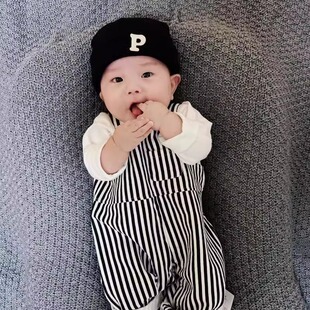 网红洋气连体衣爬服 外出条纹开档背带裤 婴儿秋季 衣服男女宝宝秋装