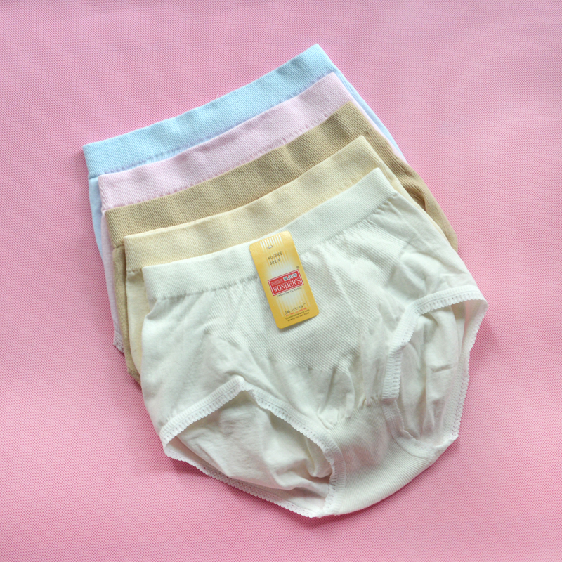 温代诗收腹提臀无缝中腰三角裤