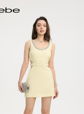 【明星同款】bebe2025夏季新款女士镂空链条缀饰花呢连衣裙250010