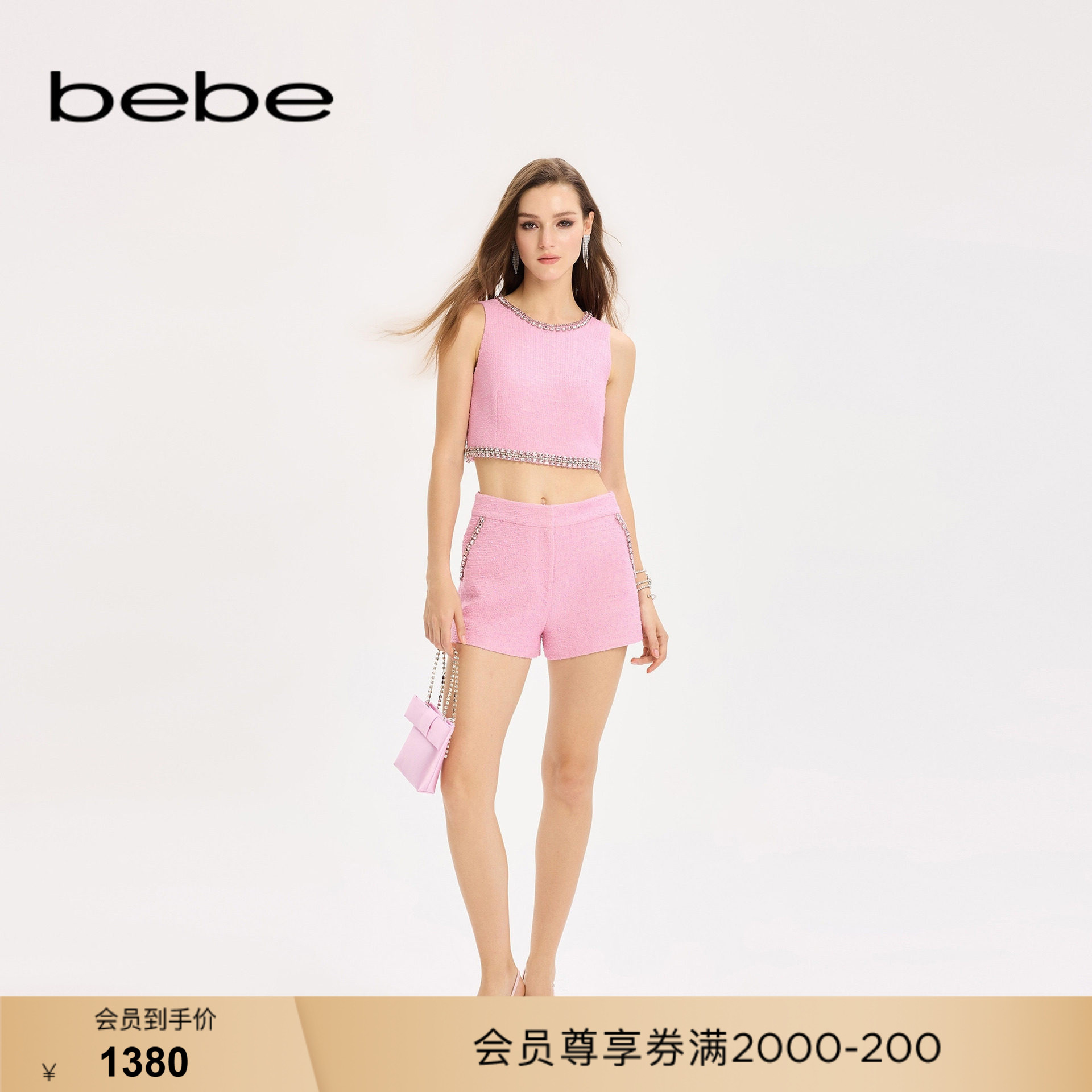 bebe女士甜美小香风粗花呢链条缀饰休闲短裤311507图片