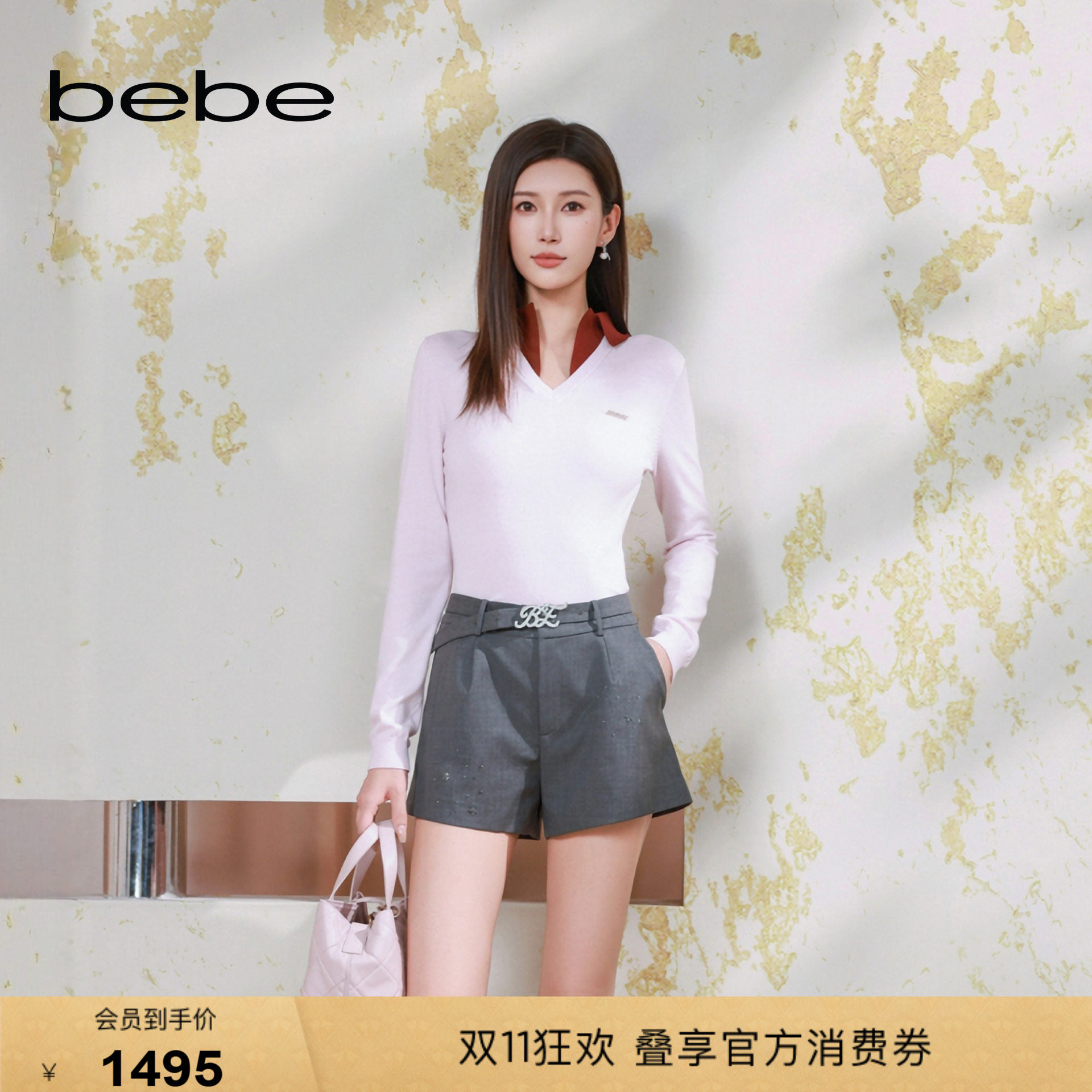 bebe2026秋季新款女士学院风羊毛混纺钻饰logo翻领针织上衣330502