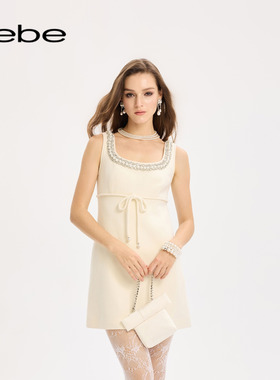 bebe2025秋季女士绵羊毛领口设计A字收腰无袖短裙350006