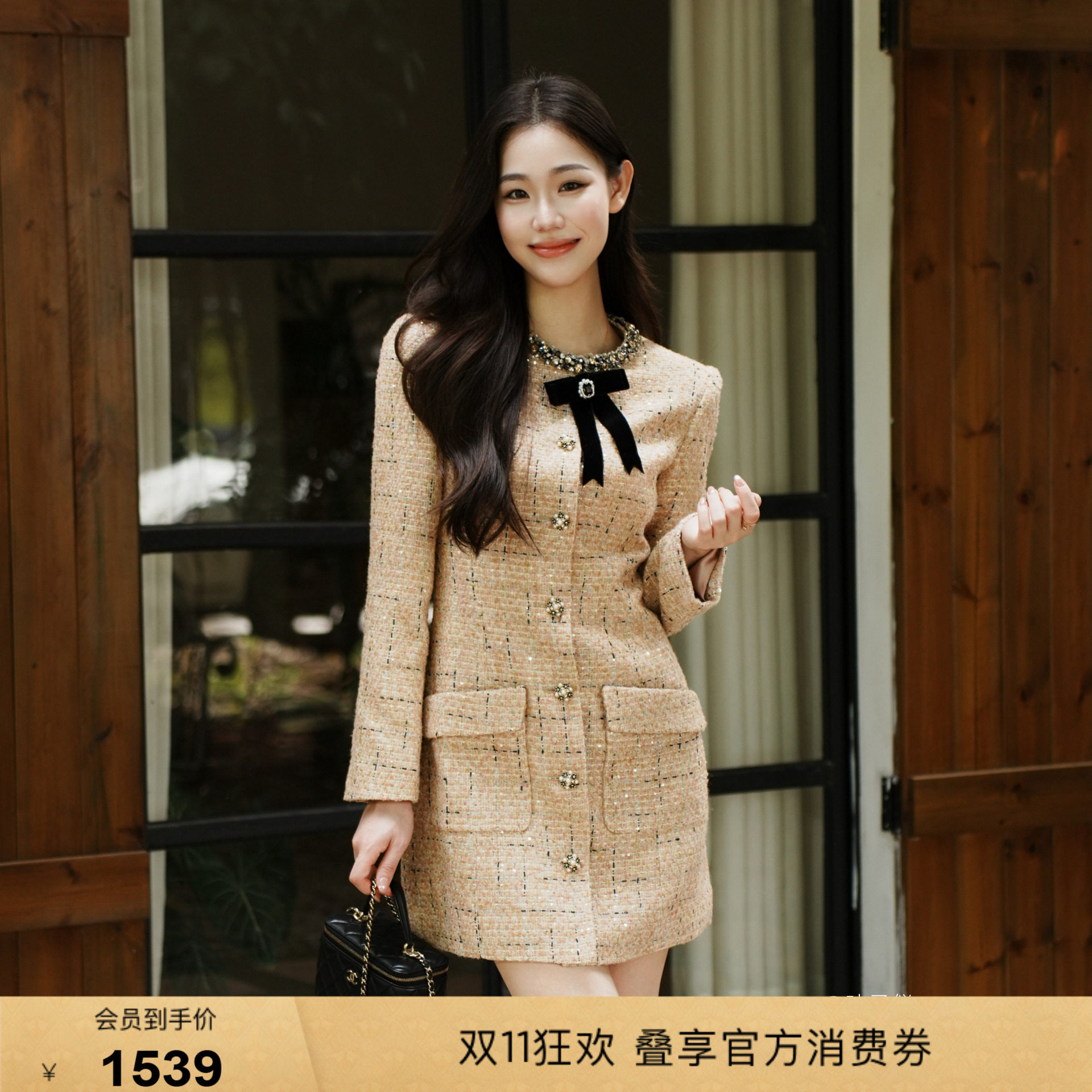 bebe2026冬季新款小香风粗花呢含棉花纱蝴蝶结梭织连衣裙450002