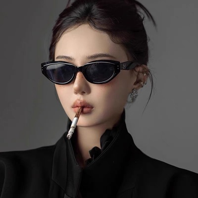 y2k千禧风墨镜女2024新款黑色复古小脸太阳镜女圆脸遮阳偏光椭圆