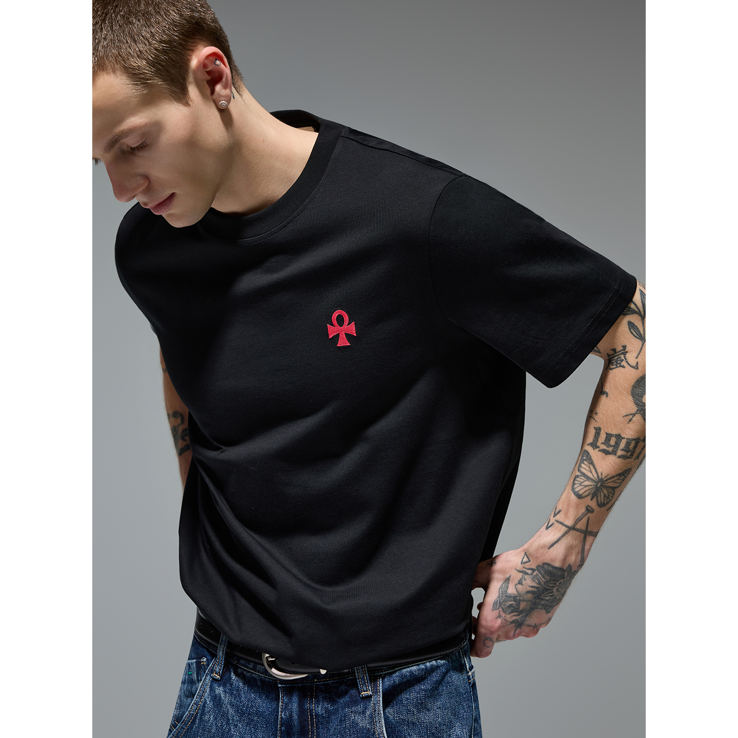 CHINISM赤尘CH凉感抑菌绣花短袖