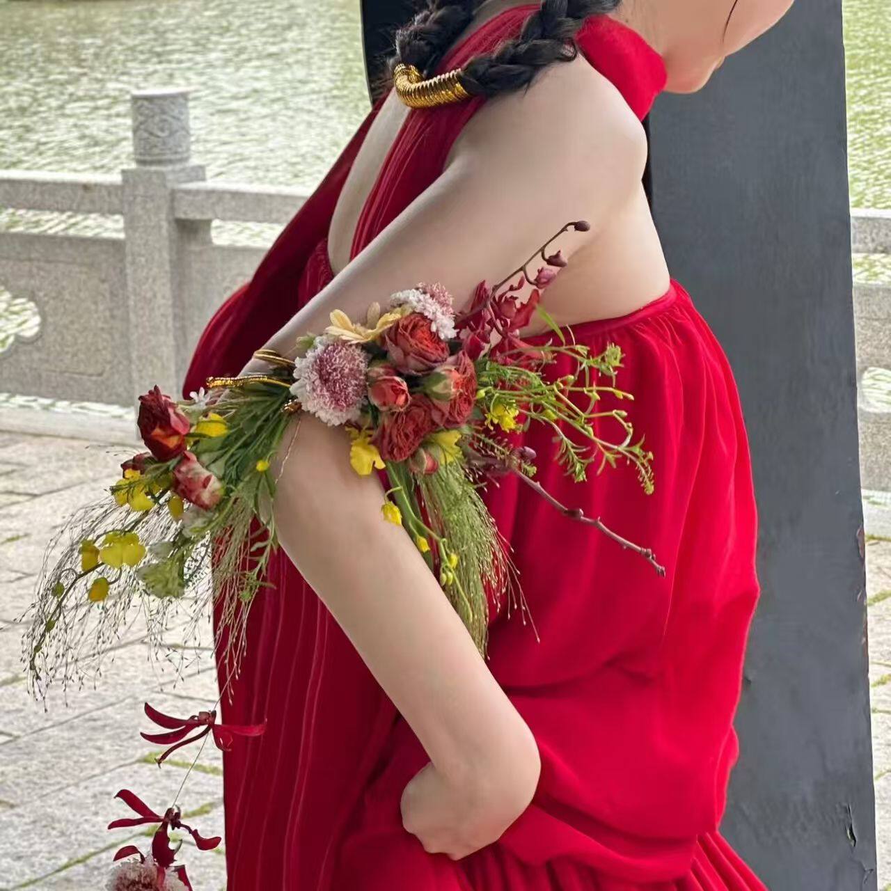 新娘臂环花仿真花写真摄影结婚庆新娘领证拍照花艺高级感臂花装饰