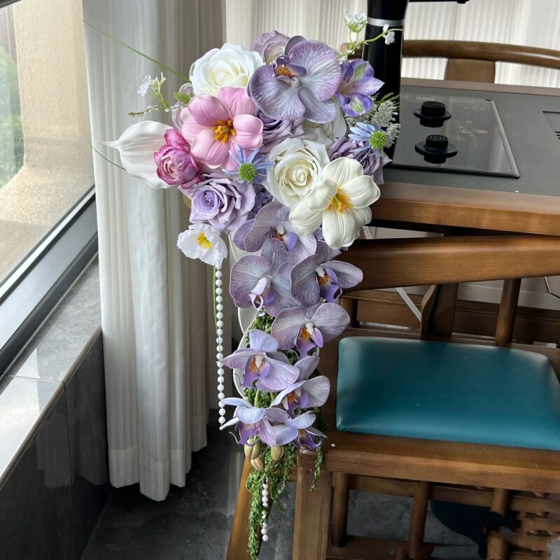 瀑布水滴形仿真手捧花婚纱影楼摄影道具新娘领证手捧花成品仿真花