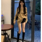 卡其色一字肩领毛衣女秋冬季欧货慵懒风大尺码胖mm温柔露肩针织上