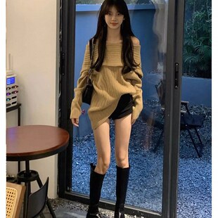 卡其色一字肩领毛衣女秋冬季欧货慵懒风大尺码胖mm温柔露肩针织上