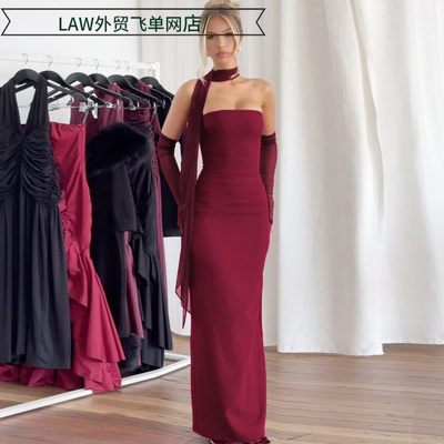 Sleevelesssequinbacksplitsexyp