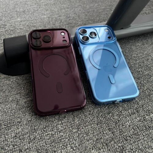 适用iPhone18Pro透明磁吸手机壳
