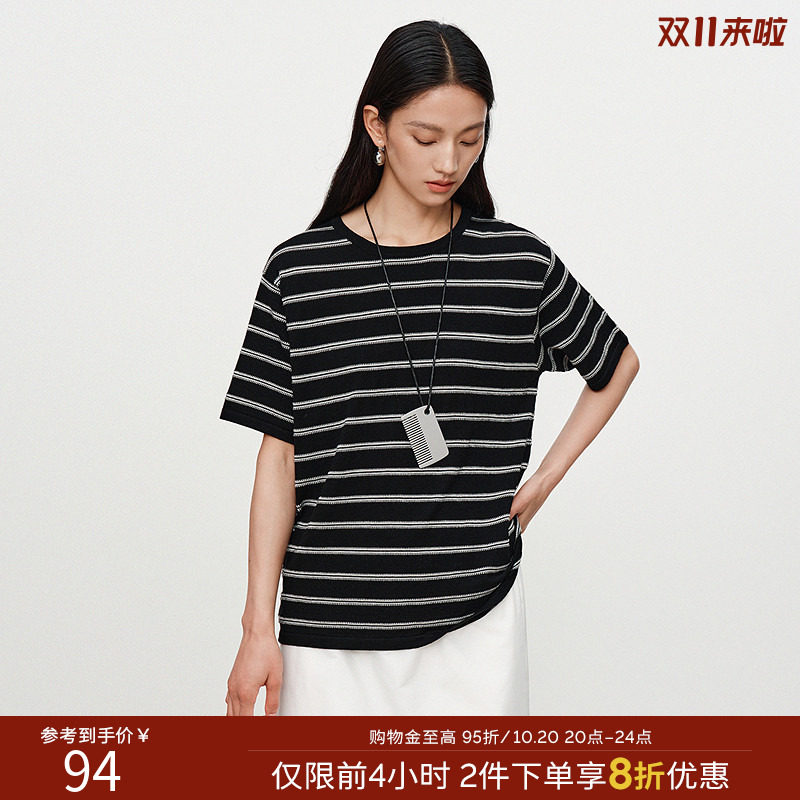衣香丽影黑白条纹短袖针织衫女2026今年秋装新款落肩宽松休闲上衣