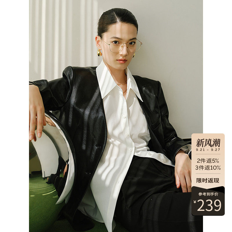 衣香丽影长袖皮衣2026年秋季宽松型女式V领短款单排多扣通勤风