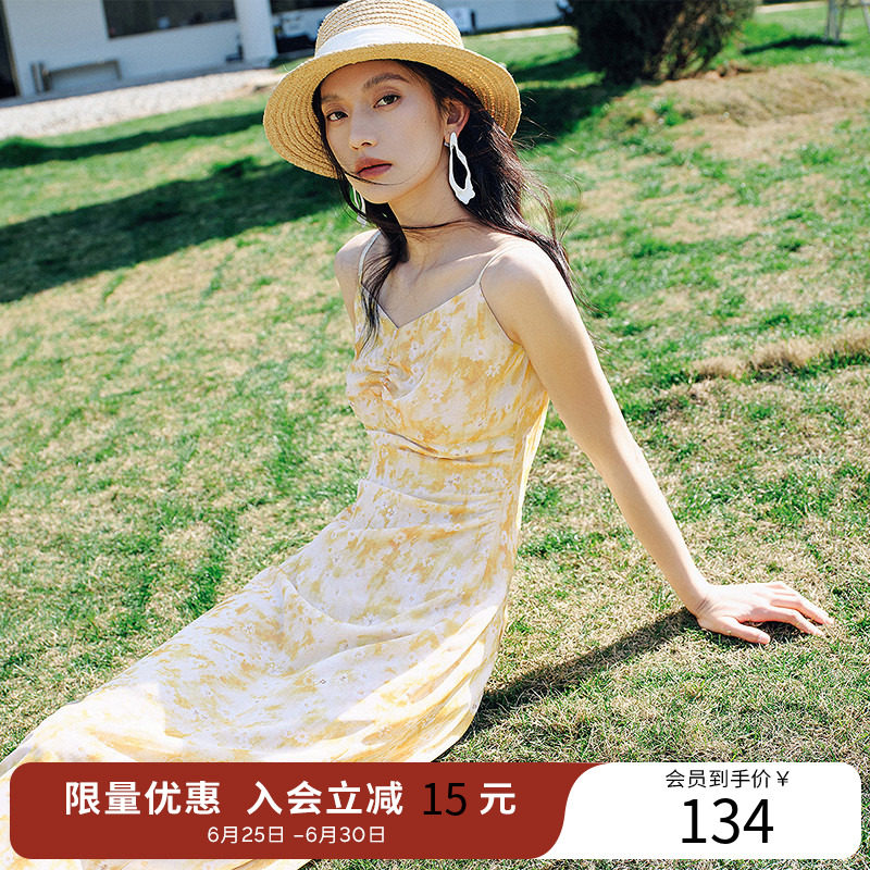 衣香丽影碎花吊带连衣裙女夏装度假风无袖沙滩裙子