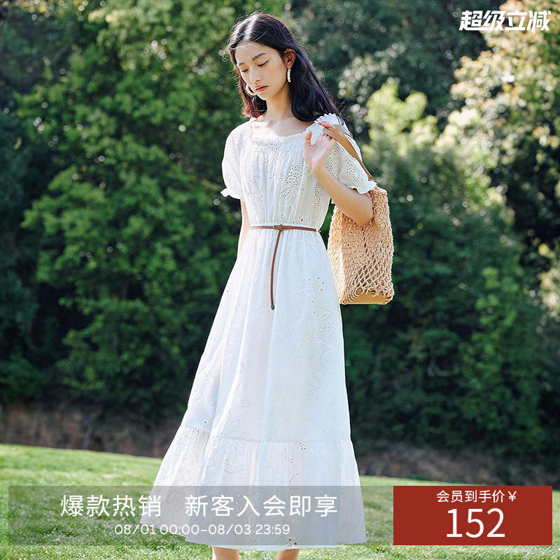 衣香丽影镂空连衣裙女2026年夏装法式一字领小白裙子