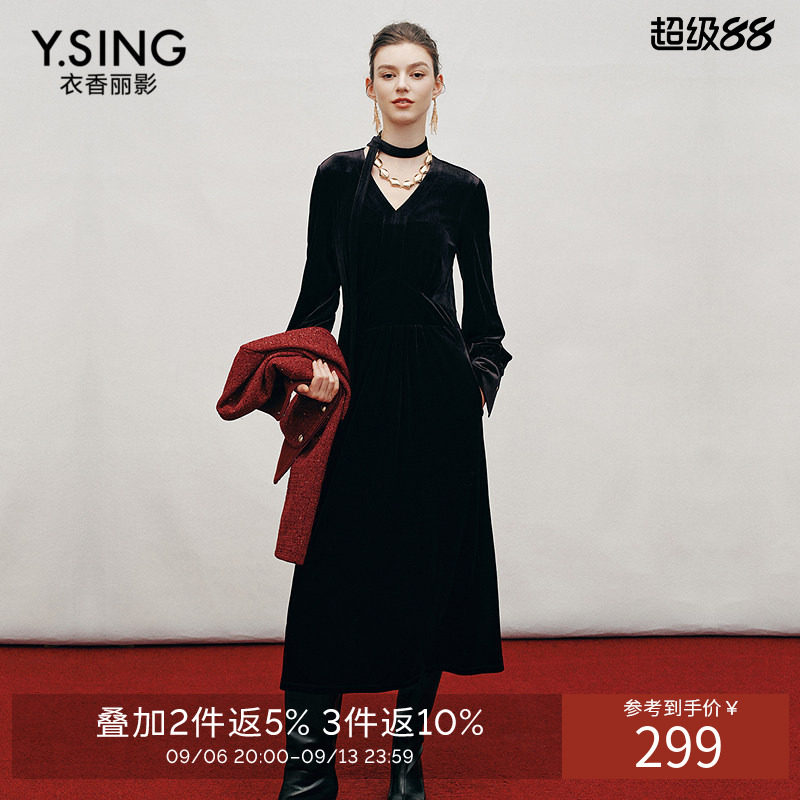 衣香丽影黑色飘带丝绒连衣裙女2026年冬装新款法式赫本风小黑裙子