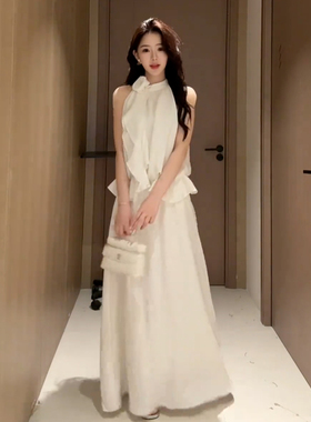 孕妇挂脖裙子2025新款时尚气质初恋风白色连衣裙辣妈无袖背心裙子