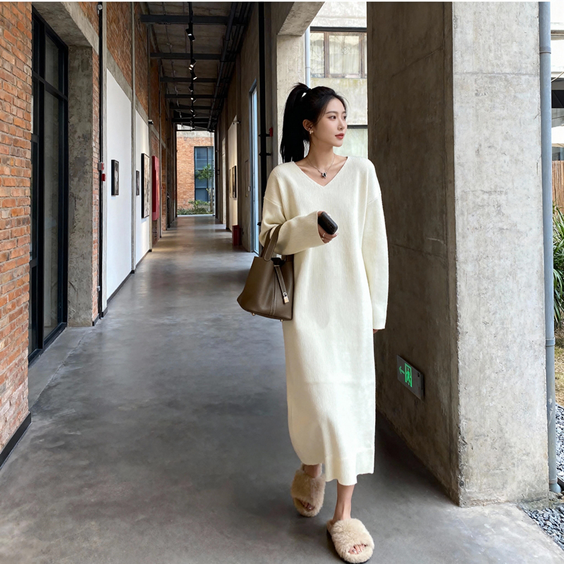 孕妇冬天韩版加厚毛衣裙孕期穿搭