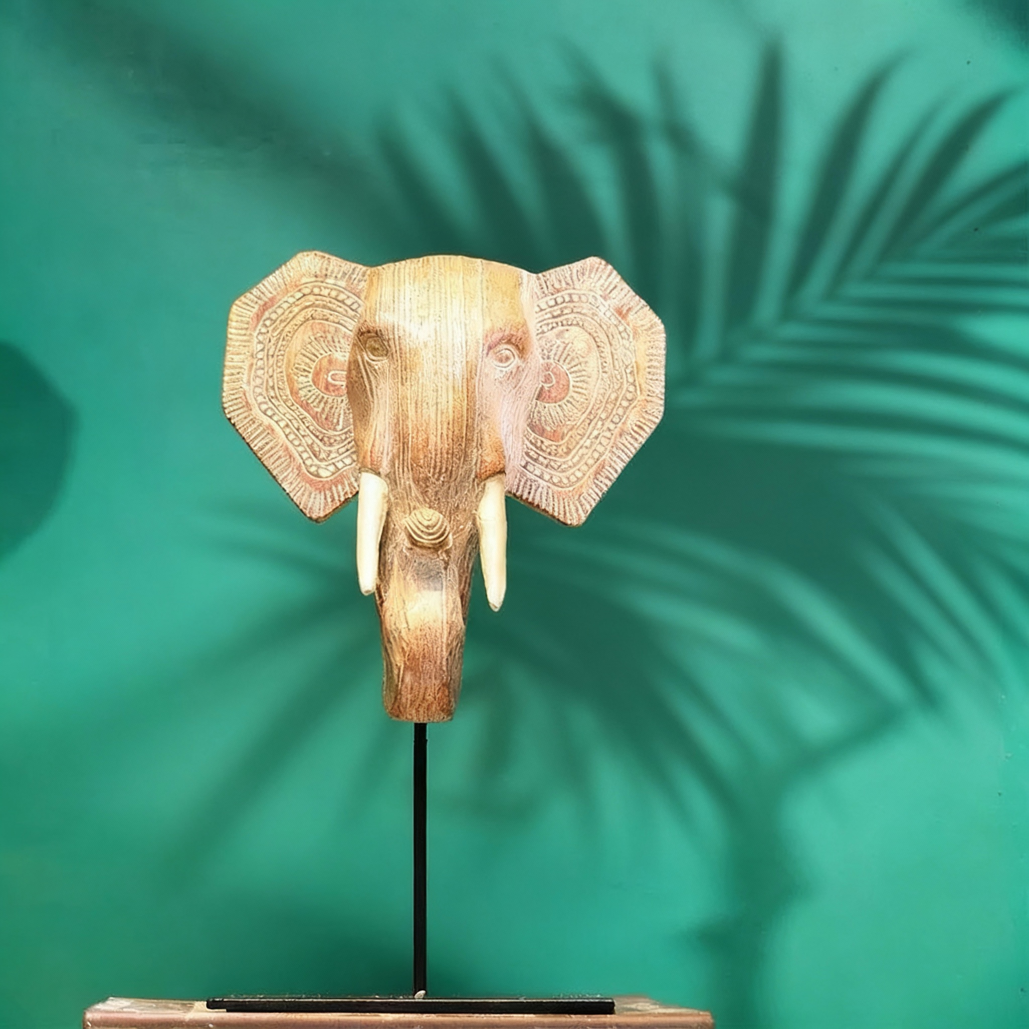 民族风大象头树脂雕刻桌面摆件