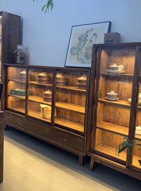 胡桃木色实木玻璃柜储物收纳柜餐边柜侘寂风老料酒柜书柜茶空间