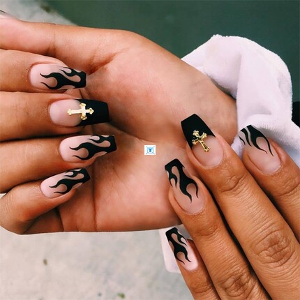 24pcs/Box  Trend Black Flame False Nails Finished Fake