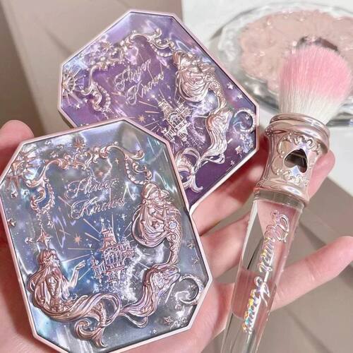 Flower Knows Moonlight Mermaid Gradient Blush Palette Long L