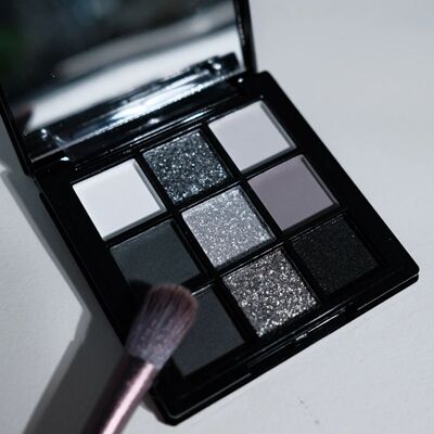 9 Colors Eye shadow Palette, Dark Black Grey Silvery Color