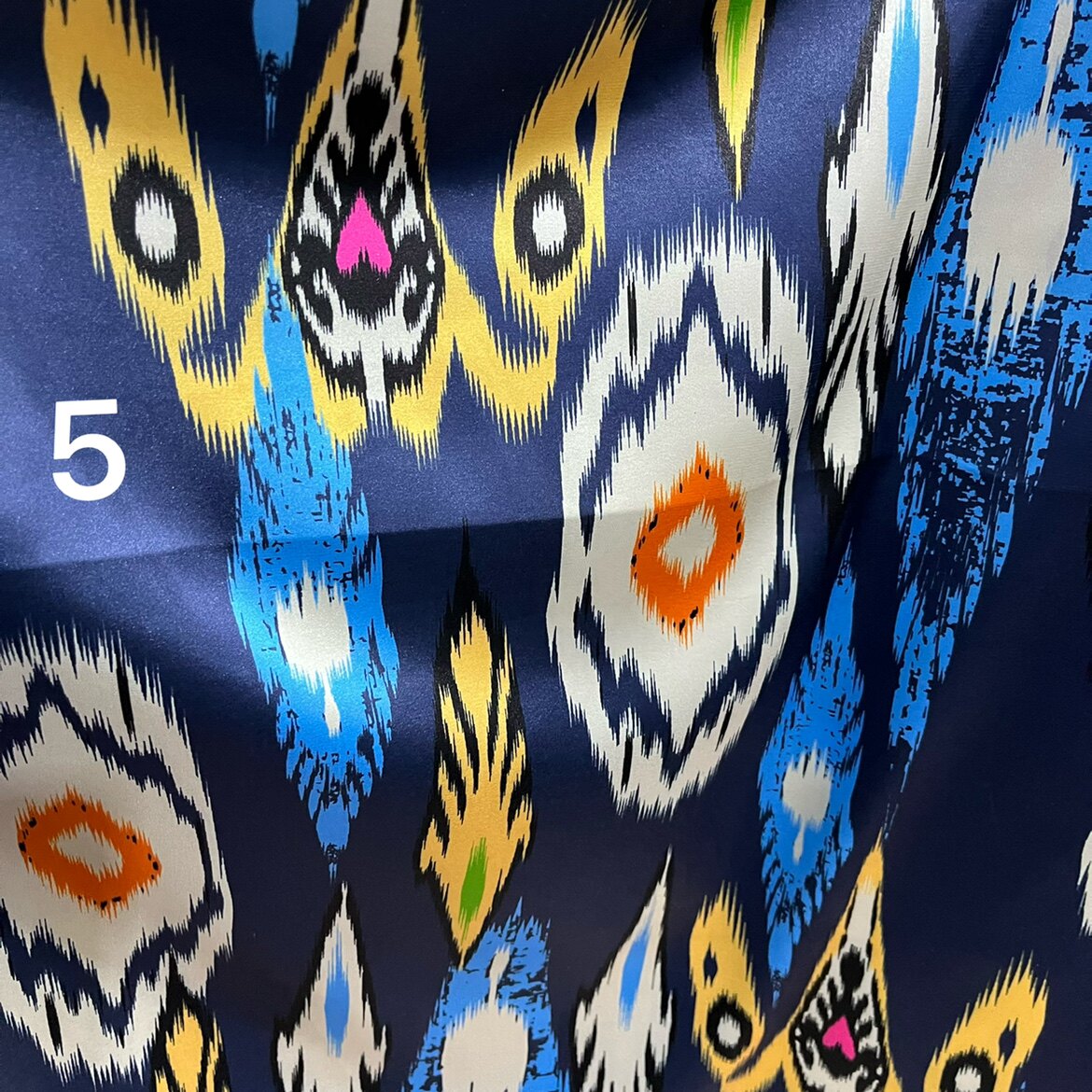 新疆民族特色艾德莱斯绸布料花纹布面料表演服舞蹈服维吾尔布料u.