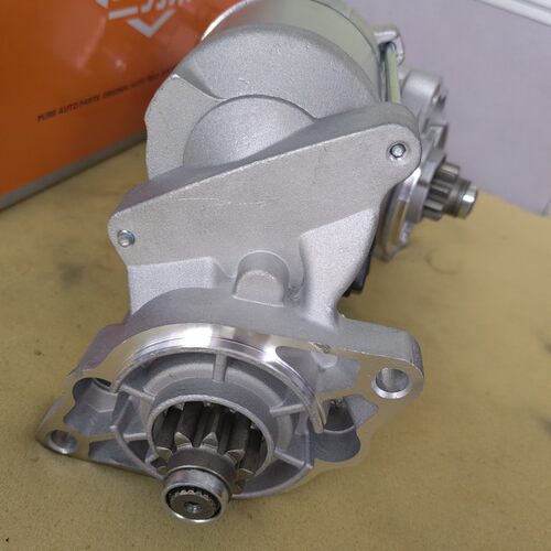 久保田收割机小口12V起动机启动马达法兰66mm