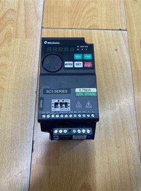 士林变频器，型号SC3-021-0.75K，实物图拍摄，成色