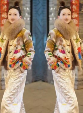 时尚新款新中式印花盘扣两件套女