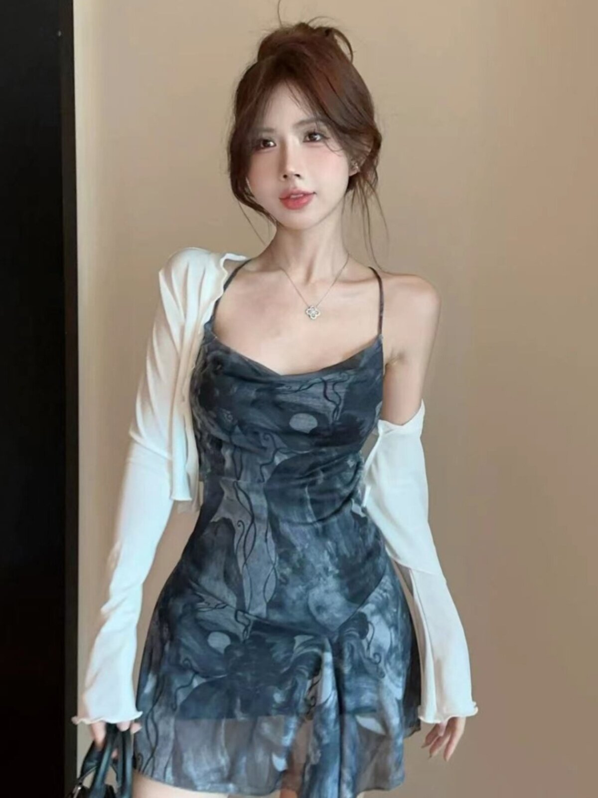 여름 뜨거운 여자 스타일 디자인 크로스 백리스 불규칙한 인쇄 서스펜더 드레스 여성 긴팔 목도리 투피스 세트