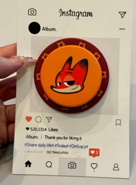 ins星星底橙色尼克磁吸支架适用MagSafe手机强力吸附桌面懒人支架