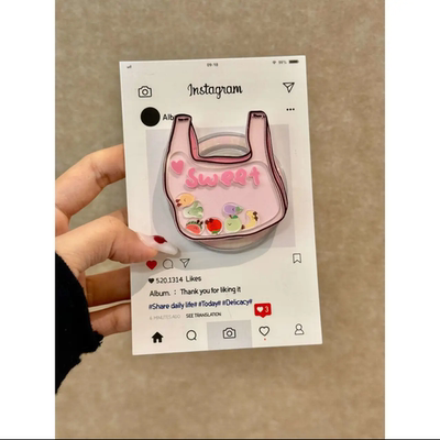 日韩粉色水果袋子磁吸支架适用MagSafe手机强力吸附桌面懒人支架