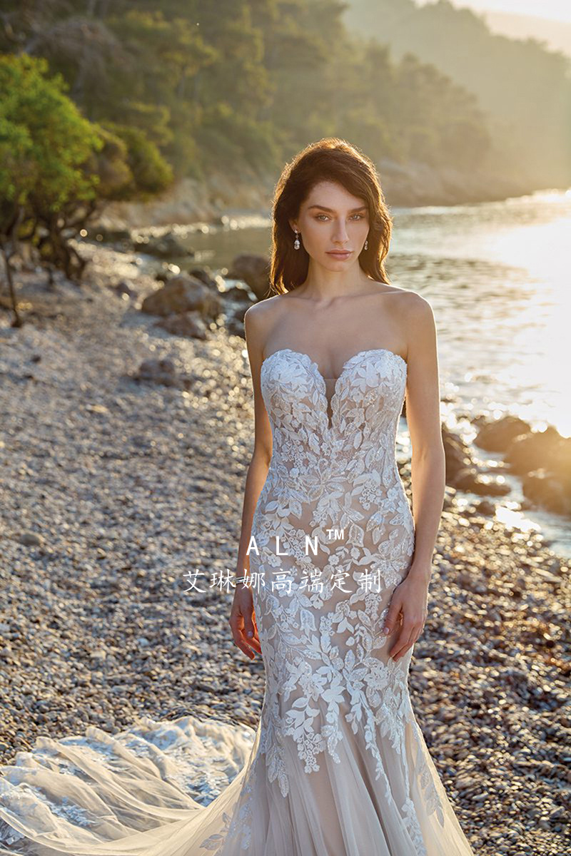 Tube top, white lace retro elegant advanced wedding dress,  Tube top, white lace retro elegant advanced wedding dress,