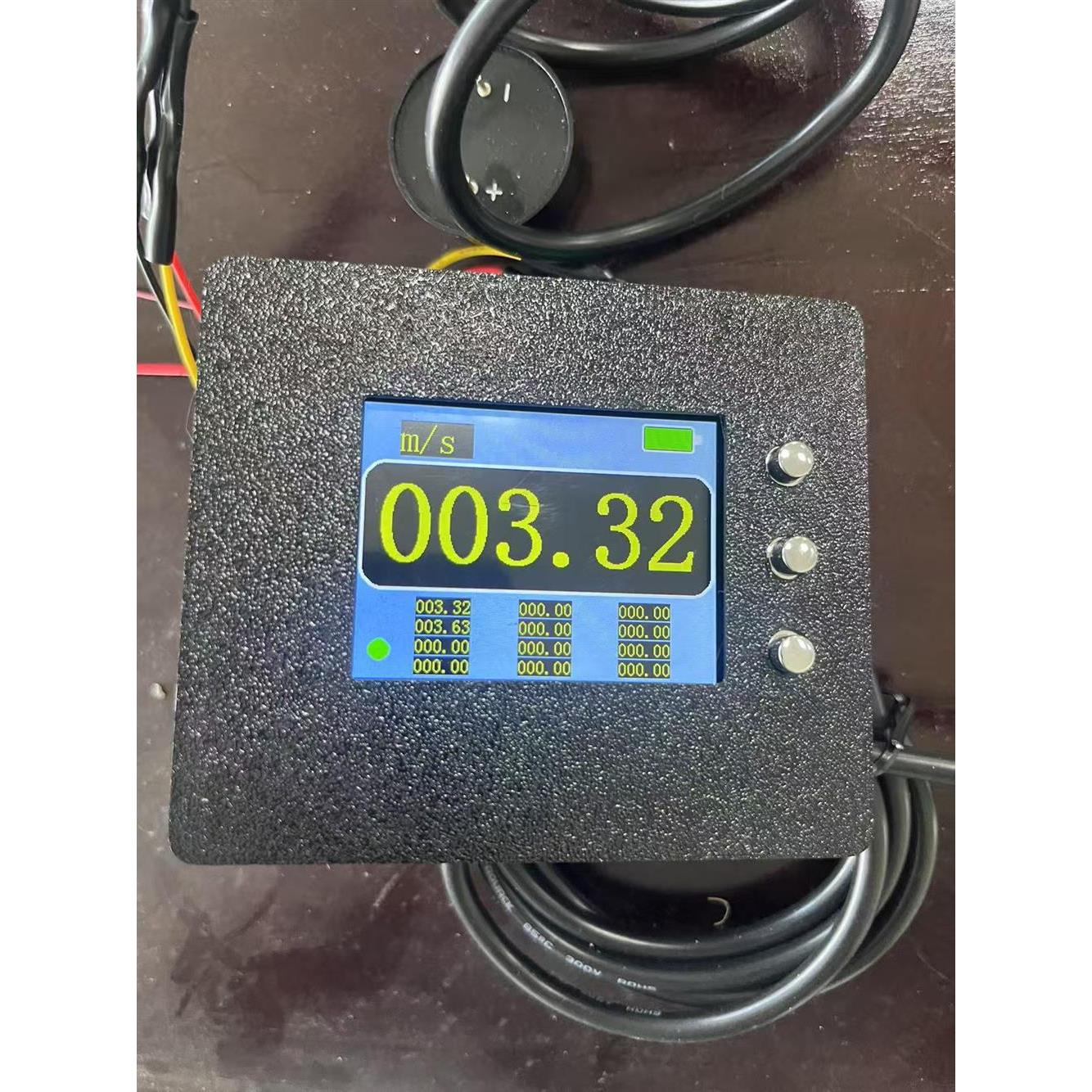 测速仪大型发射器测速仪，可以测汽车速度，行人速度，激光测速