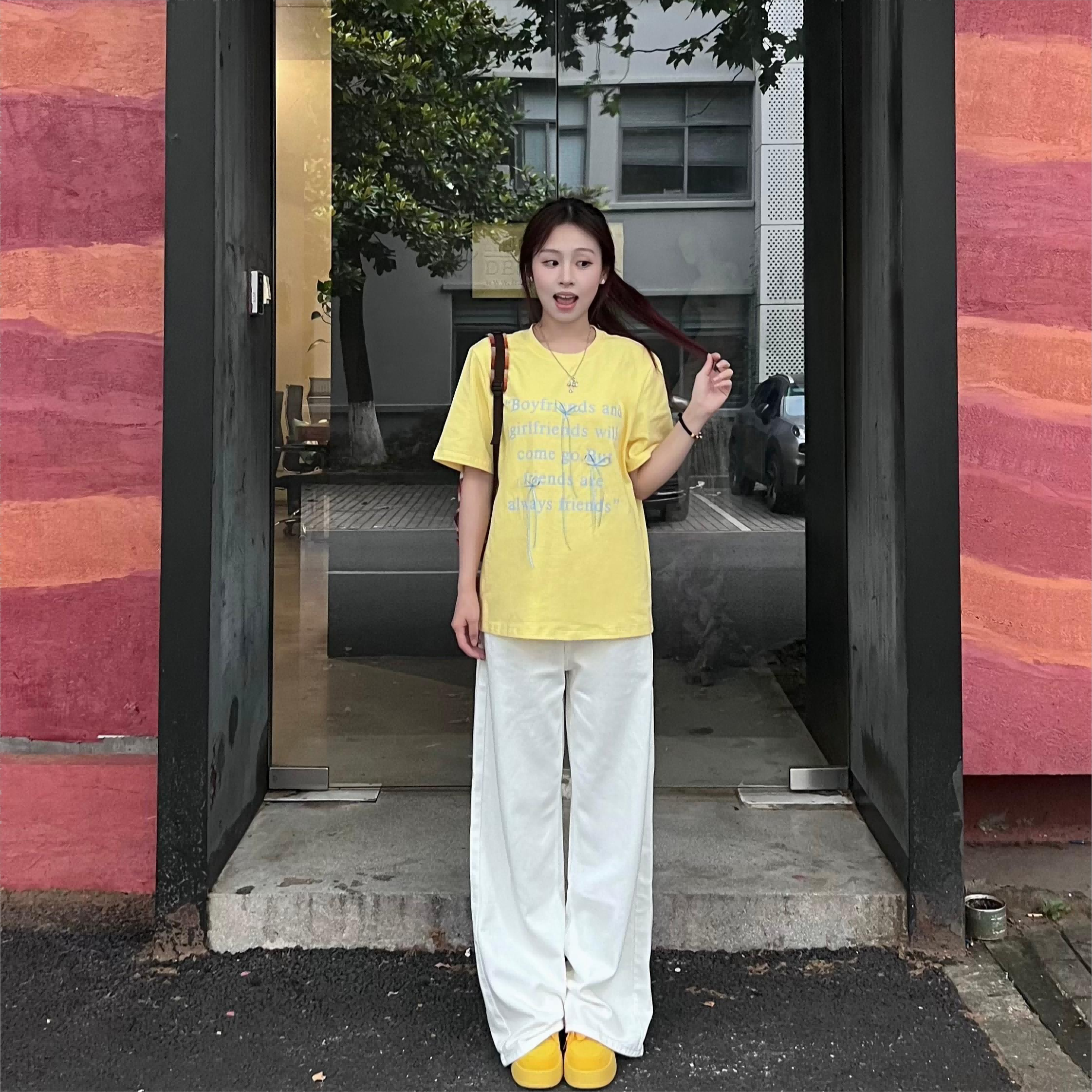 白色阔腿直筒高腰宽松垂感牛仔裤