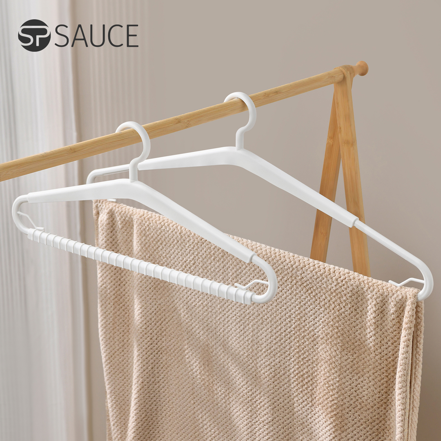 日本可伸缩防滑晾晒浴巾被单神器