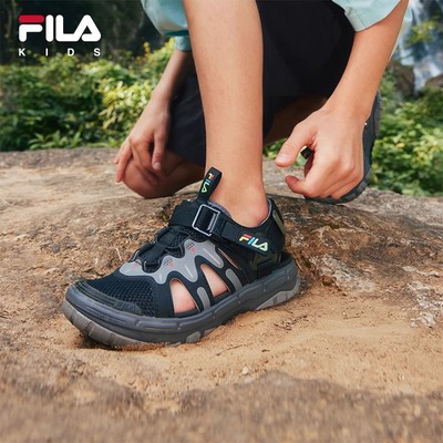 FILA斐乐运动鞋子萤火虫2